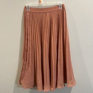 Pleated Skirt in Pink For Summe